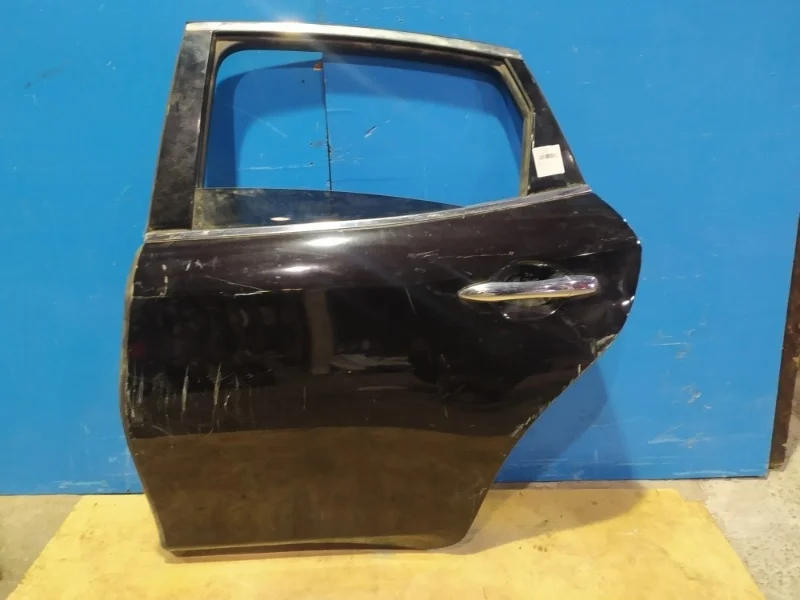 Дверь Infiniti M37, M25, Q70, , 2010-2019