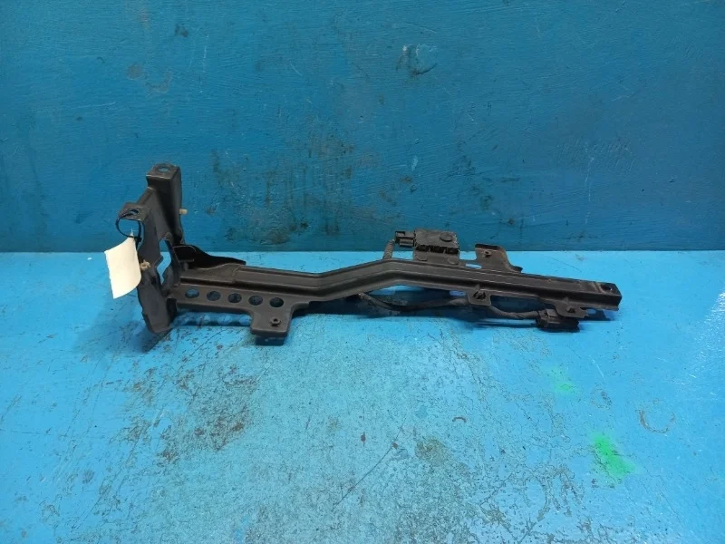 Кронштейн замка капота Infiniti M37, M25, Q70, , 2010-2014