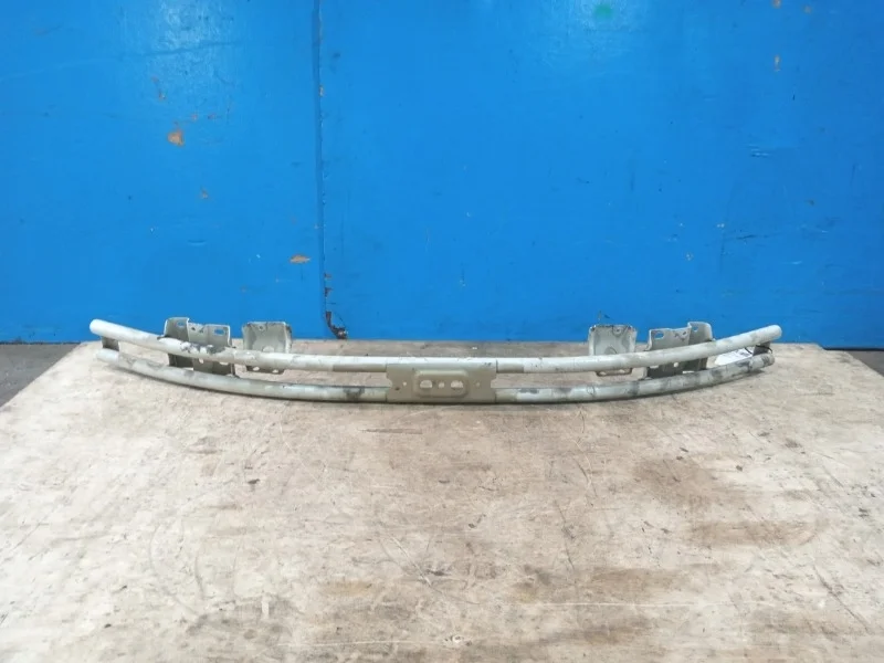 Усилитель бампера Suzuki Grand Vitara 2 2006-2015