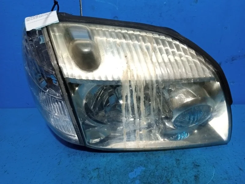 Фара Nissan X-Trail T30 2000-2007