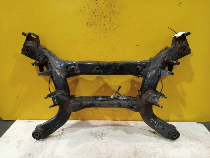 Подрамник Nissan Teana J31 2000-2007