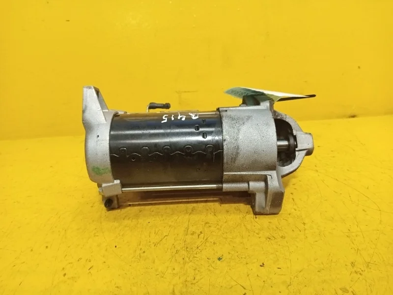 Стартер Volvo V40 2013-2018