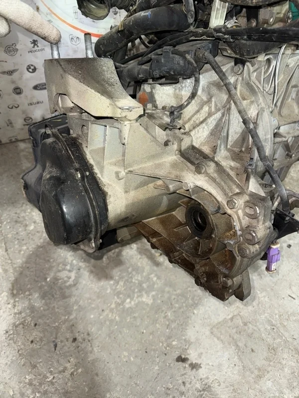 МКПП контрактная Ford Focus 2014 ХЕТЧБЕК 1.6 IQDB