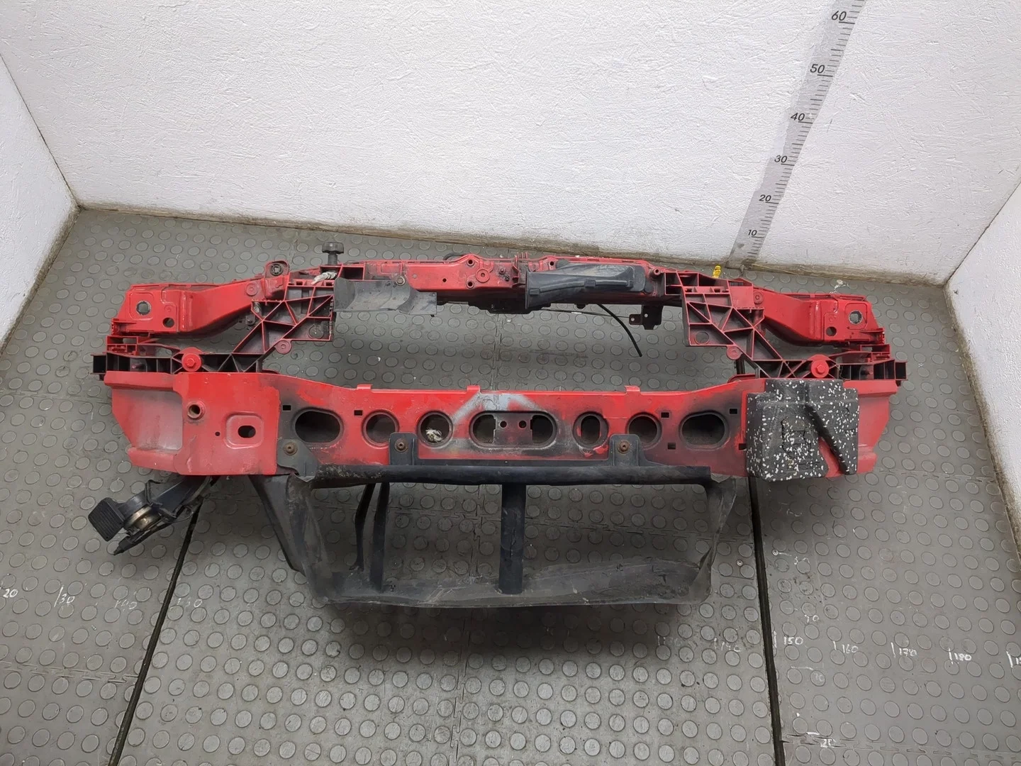 Рамка передняя (телевизор) Ford Focus 3 2011-2015 Хэтчбэк 5 дв. КПП 6-ст.мех.(МКПП) M1DA Бензин 1 л