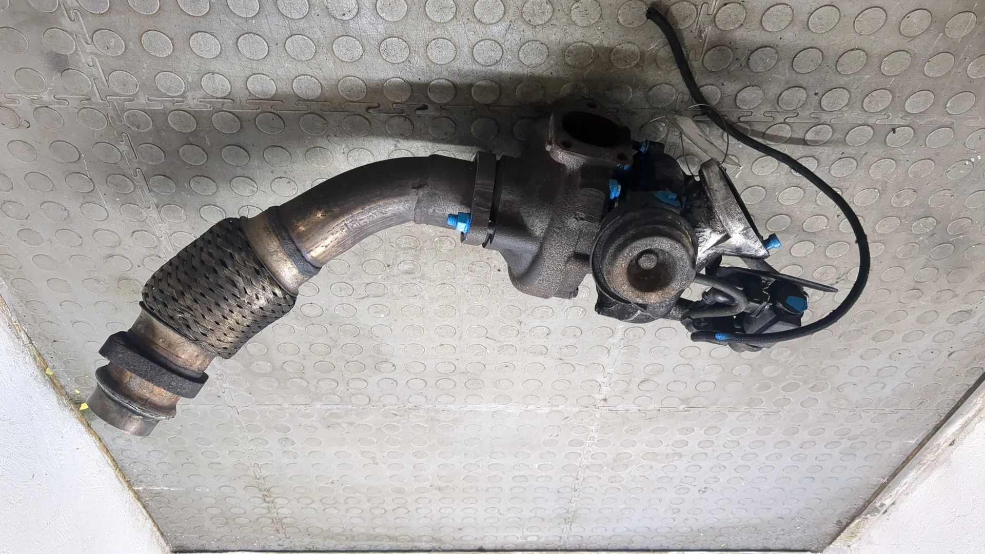 Турбина BMW X5 E53 2000-2006 Джип (5-дверный) КПП автомат 4х4 (АКПП) 306D2 Дизель 3 л Турбо