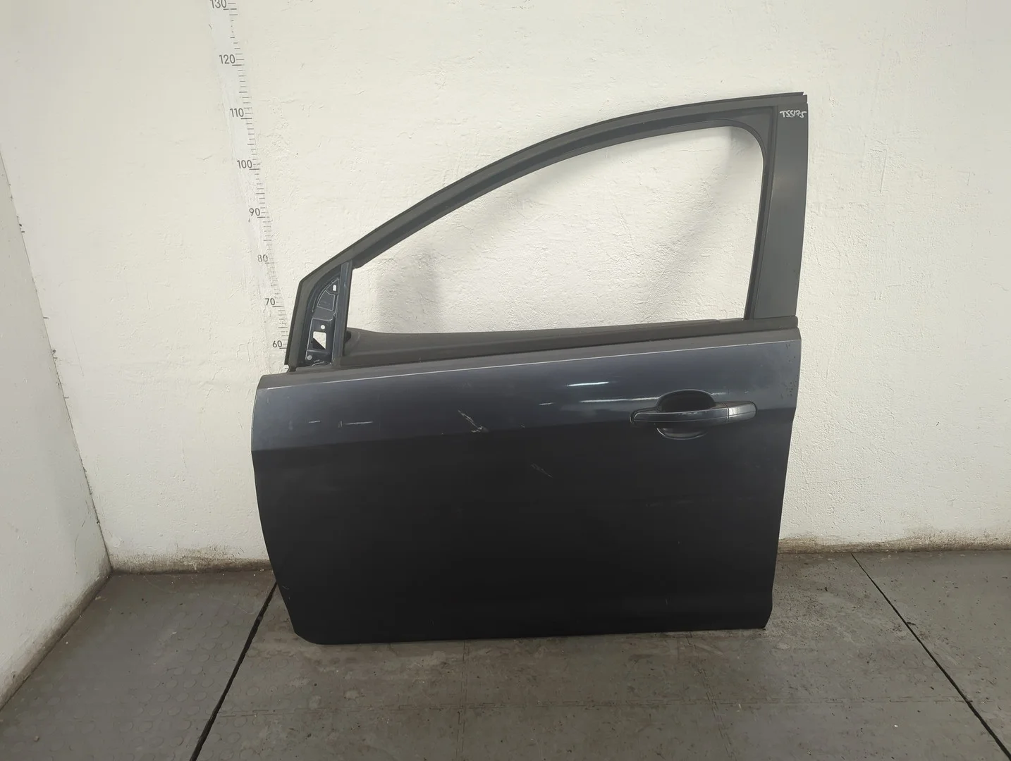 Дверь боковая (легковая) Ford Focus 2 2008-2011 Хэтчбэк 5 дв. КПП 5-ст.мех.(МКПП) GPDA, GPDC Дизель 1.6 л TDCI