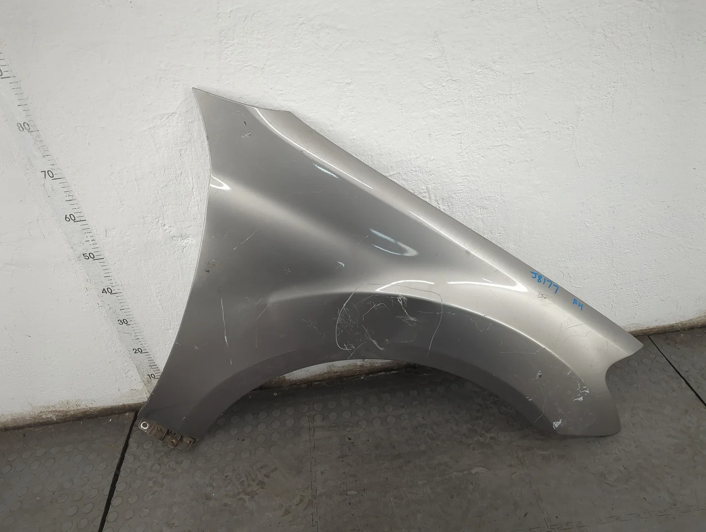 Крыло Mercedes-Benz M-Class W164 2005-2011 Джип (5-дверный) КПП автомат 4х4 (АКПП) OM 642.940 Дизель 3 л CDI