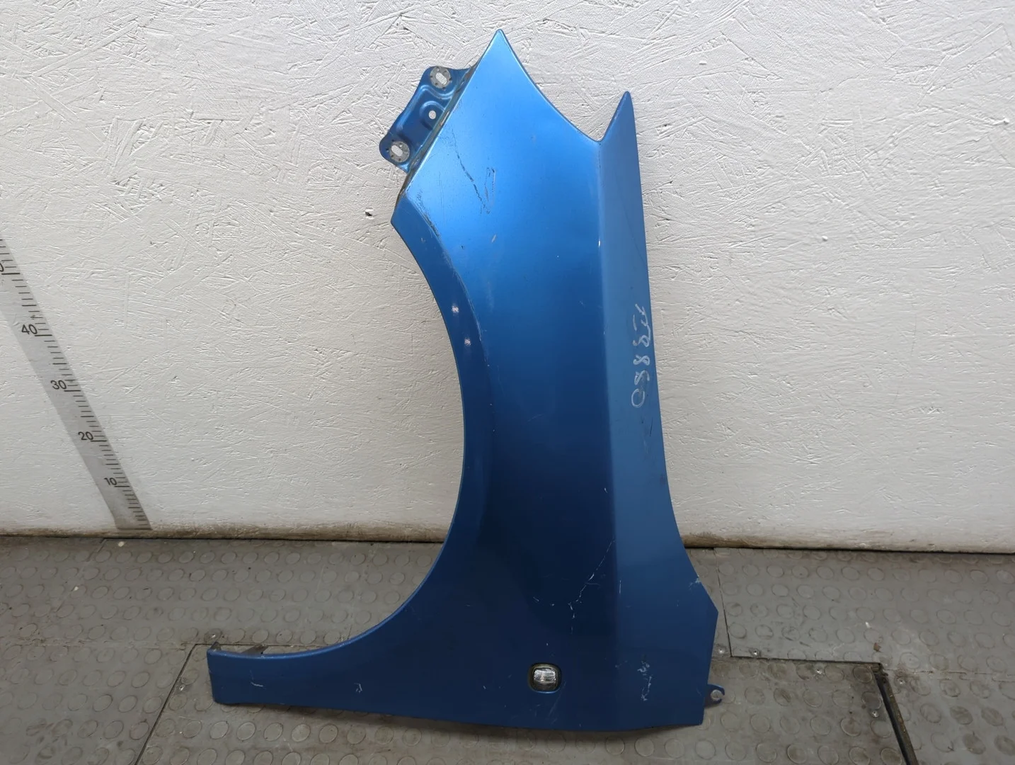 Крыло Skoda Roomster 2006-2015 Минивэн КПП 5-ст.мех.(МКПП) BTS Бензин 1.6 л Инжектор