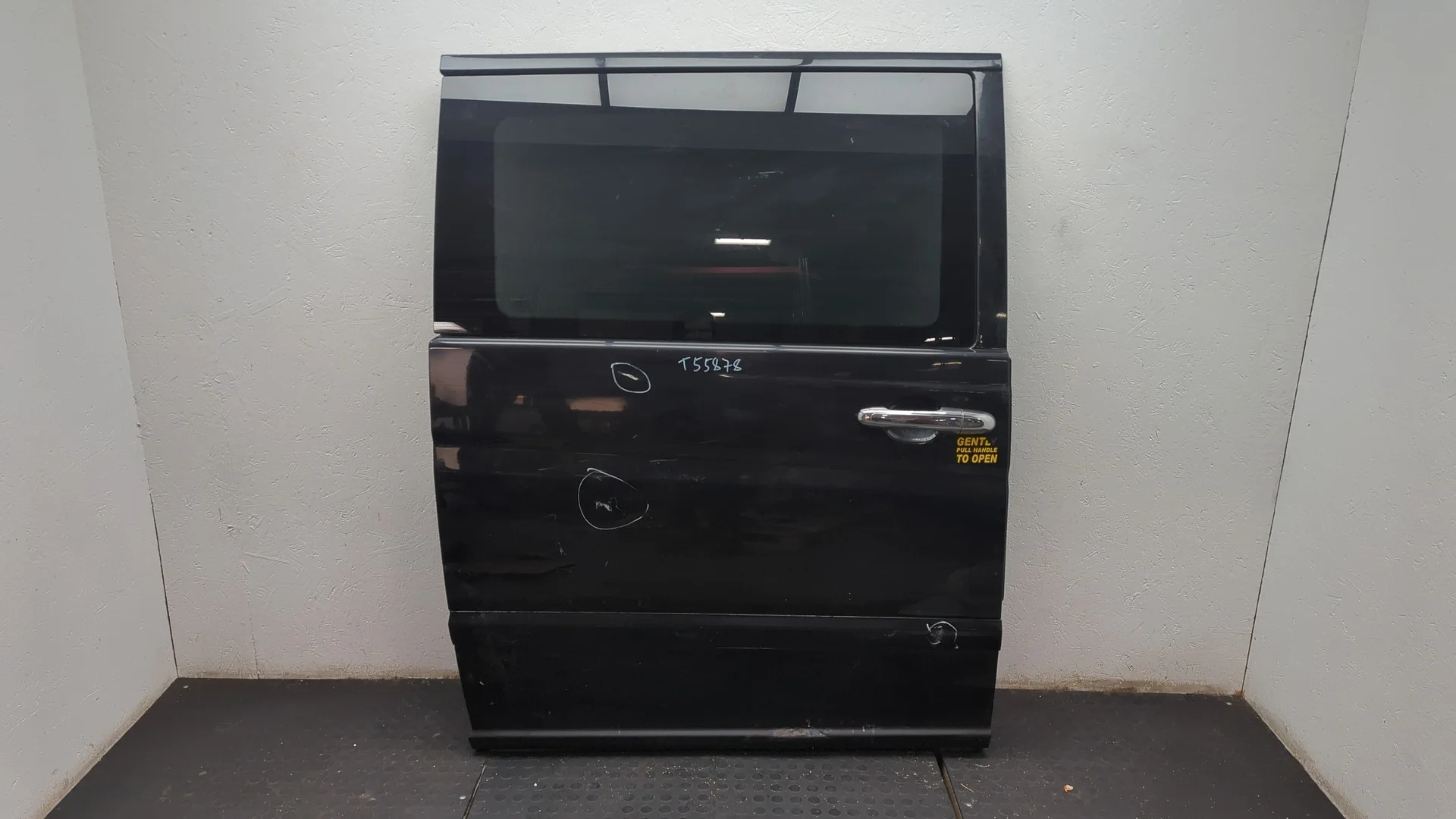 Дверь раздвижная Mercedes-Benz Vito W639 2003-2014 Микроавтобус КПП 6-ст.мех.(МКПП) OM 646.980 Дизель 2.2 л CDI