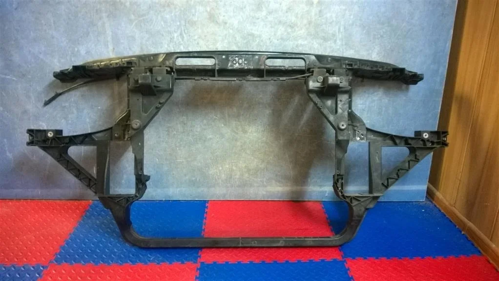 панель телевизор BMW X3 E83 51643419945 /  N47D20A 177 лс 2.0D 2008 BLACK SAPPHIRE METALLIC (475)