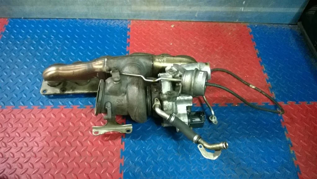 турбина BMW X3 F25 11657583909  N55B30A 306 лс 3.0i 2011 MINERAL SILVER (A14)