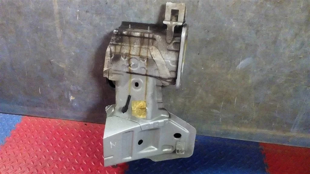 лонжерон BMW X5 E70 41117377771  M57N2 306d3 235 лс 2007 TITANSILBER METALLIC (354)