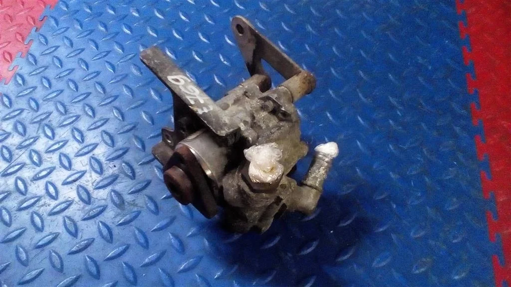 насос гидроусилителя BMW X3 E83 32413404615  M54B30 231лс 3.0i 2004 BLUE WATER SILVER (896)