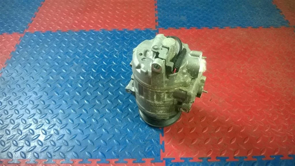 компрессор кондиционера BMW X3 F25 64529217869  N55B30A 306 лс 3.0i 2012 TIEFSEEBLAU METALLIC (A76)