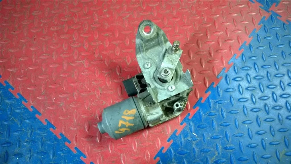 моторчик стеклоочистителя BMW X3 F25 61617213275  N52B30A 272 лс 3.0i 2011 TIEFSEEBLAU METALLIC (A76)