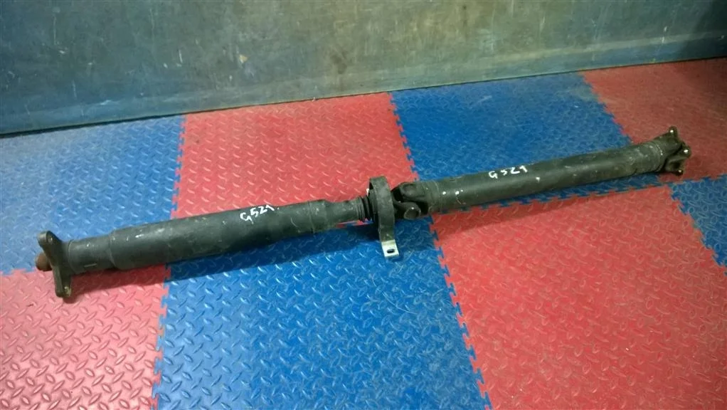 карданный вал BMW X3 E83 26107564740  N52B30 272лс  3.0i 2007 BLACK SAPPHIRE METALLIC (475)