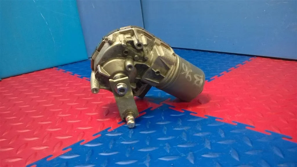 моторчик стеклоочистителя BMW X3 F25 61617213275  N55B30A 306 лс 3.0i 2011 MINERAL SILVER (A14)