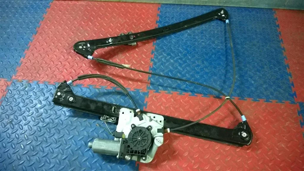 стеклоподъемник BMW X5 E53 51338254911  M57/TU 218лс 3.0d 2005 TITANSILBER METALLIC (354)