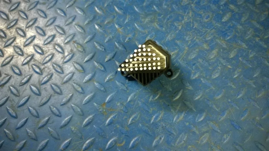 резистор отопителя BMW X5 E53 64116931680  M57/TU 218лс 3.0d 2005 TITANSILBER METALLIC (354)