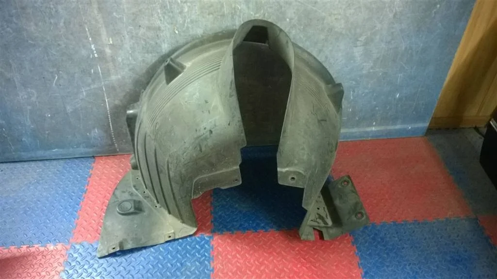 подкрылок BMW X3 E83 51713400054  M54B30 231 лс 3.0i 2004 TITANSILBER METALLIC (354)