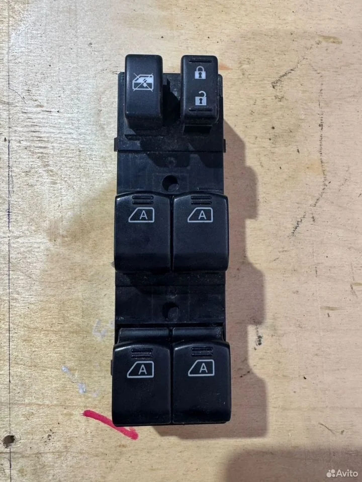 Блок кнопок стеклоподъемников инфинити qx56