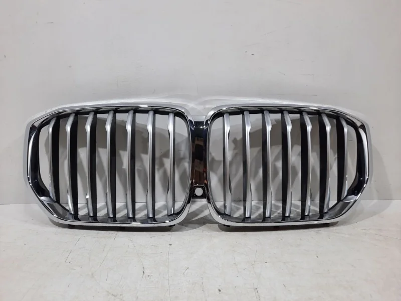 Решетка радиатора BMW X5 2018- 51137454887 G05, передняя