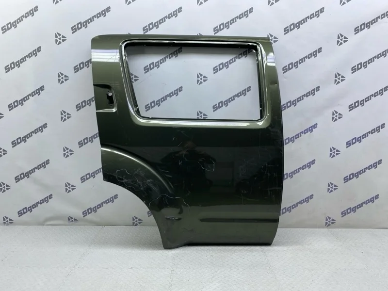 Дверь Nissan Pathfinder 2005-2014 82100EB330 R51, задняя правая