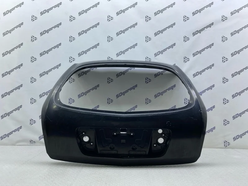 Крышка багажника Nissan Primera 2001-2008 90100AV731 P12, задняя