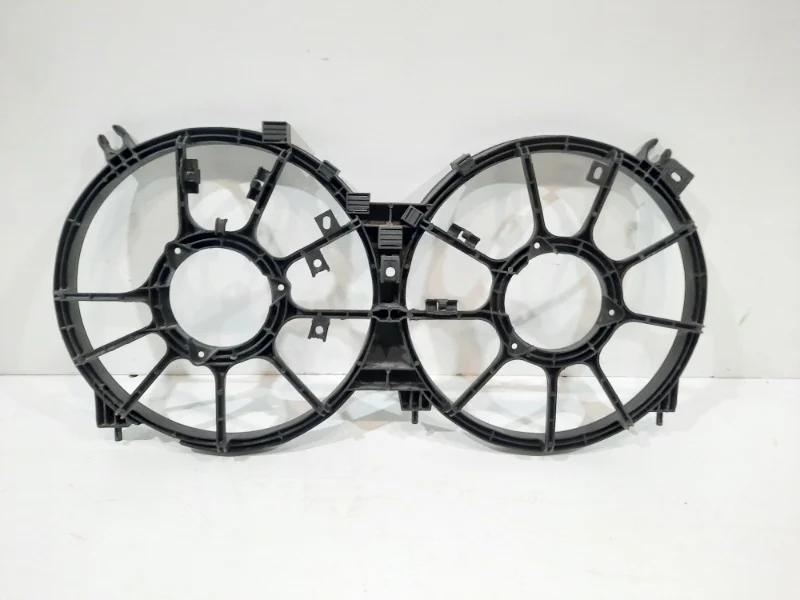 Диффузор вентилятора Nissan Murano 2008-2015 214831AA0A Z51, передний