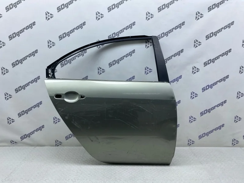 Дверь Nissan Primera 2002-2007 82100BA030 P12, задняя правая