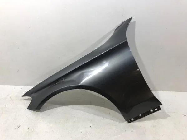 Крыло Mercedes-Benz C-Class 2015-2018 A2058800118 W205, переднее левое