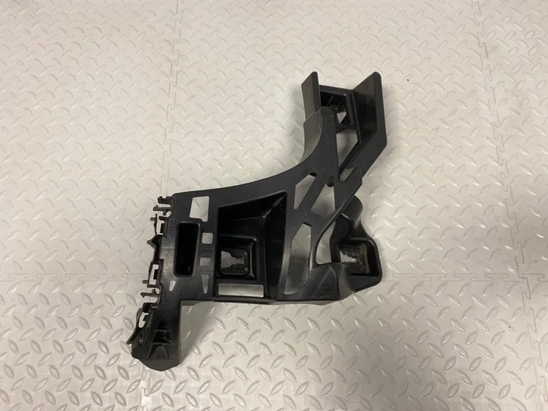 Кронштейн бампера Mercedes-Benz GLE 2016 A1668850265 W166 3.5 ДИЗЕЛЬ, задний левый