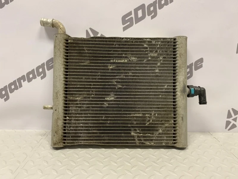 Радиатор ДВС дополнительный LAND ROVER DISCOVERY 5 2020 LR062670 L462 3.0 V6 D GEN2 MONO TURBO, передний