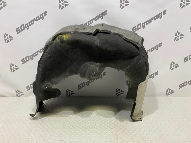 Подкрылок Mercedes E-CLASS 2016- A2136909204 W213, задний правый