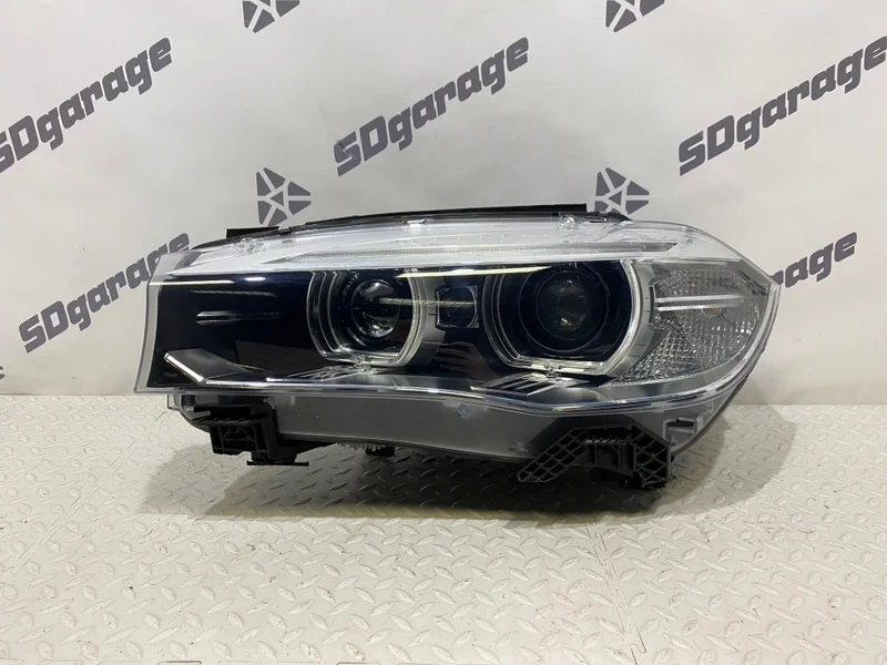 Фара Биксеноновая BMW X5 2018 63117317103 F15 N57D30B, передняя левая
