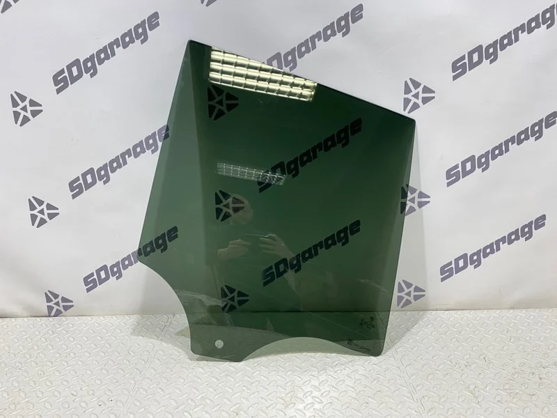 Стекло двери BMW X3 2019 51357416972 G01 B47D20B, заднее правое