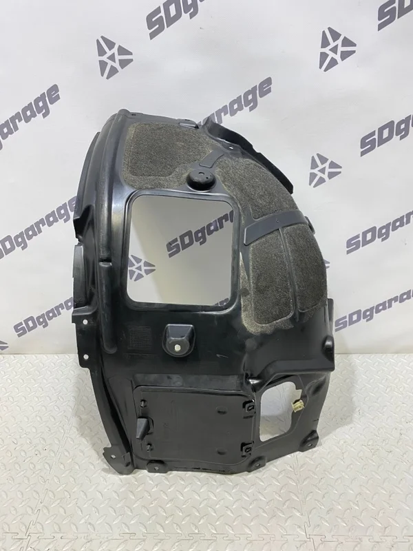 Подкрылок BMW 7er 2015- 51717340194 G11 G12, передний правый