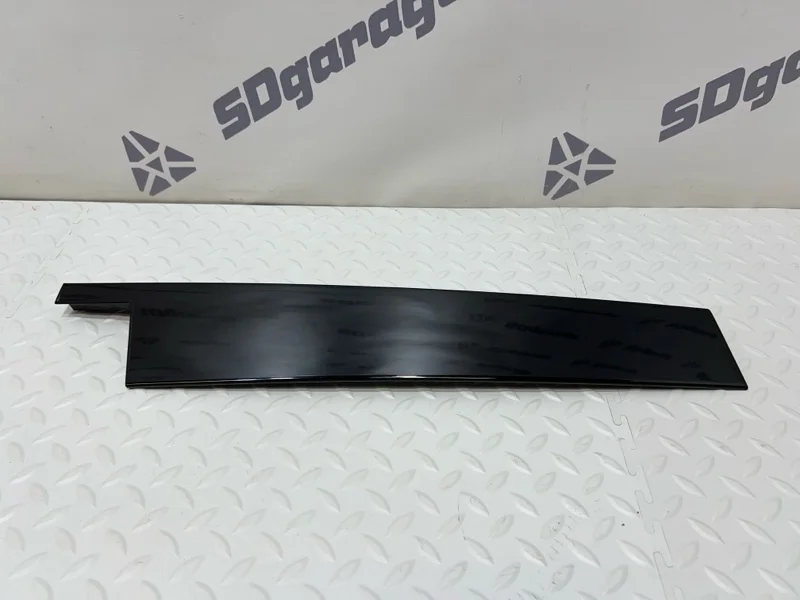 Накладка двери Mercedes-Benz GLS 2017 A1666900187 W166 642826, передняя левая