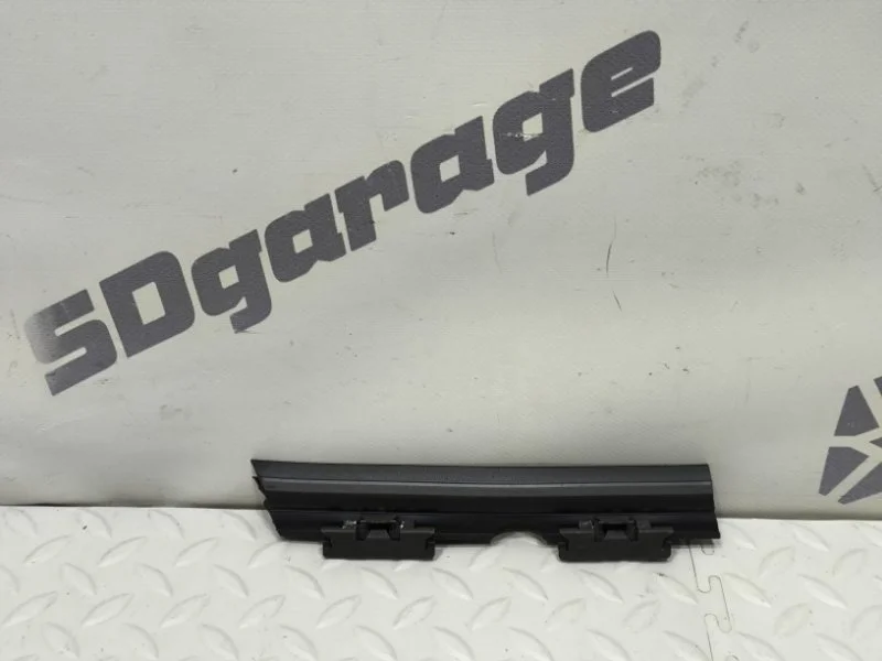 Направляющая стекла двери Mercedes-Benz GLE-Coupe 2017 A2927300200 C292 3.5 ДИЗЕЛЬ, задняя правая