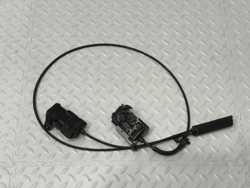 Трос капота в сборе с замками Mercedes-Benz S-Class 2019 A2228800059 W222 177980, передний