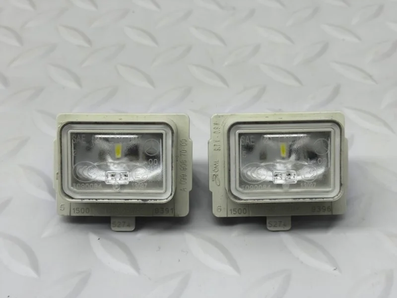 Фонарь подсветки номерного знака Mercedes-Benz CLS Рестайлинг 2016 A0999067000 W218 642852, задний