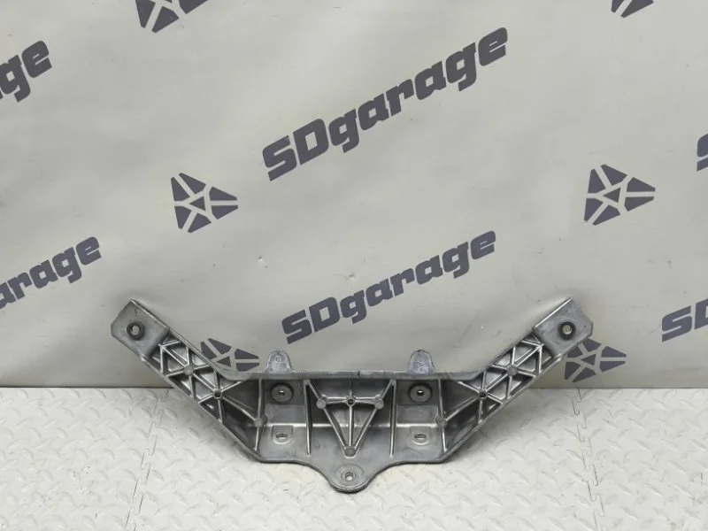 Кронштейн передней панели Mercedes-Benz GLS 6.3 S AMG 2018 A1666200315 X166 157982