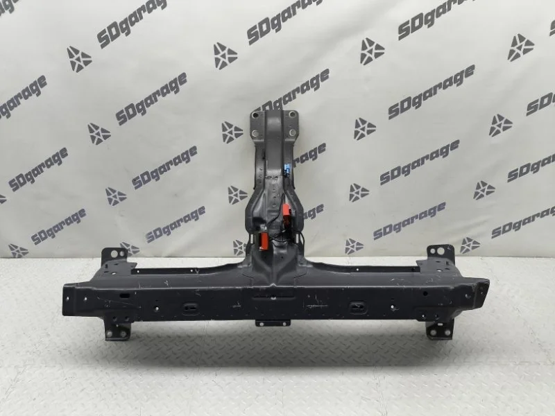 Поперечина Mercedes-Benz GLS 6.3 S AMG 2018 A1646100720 X166 157982, задняя