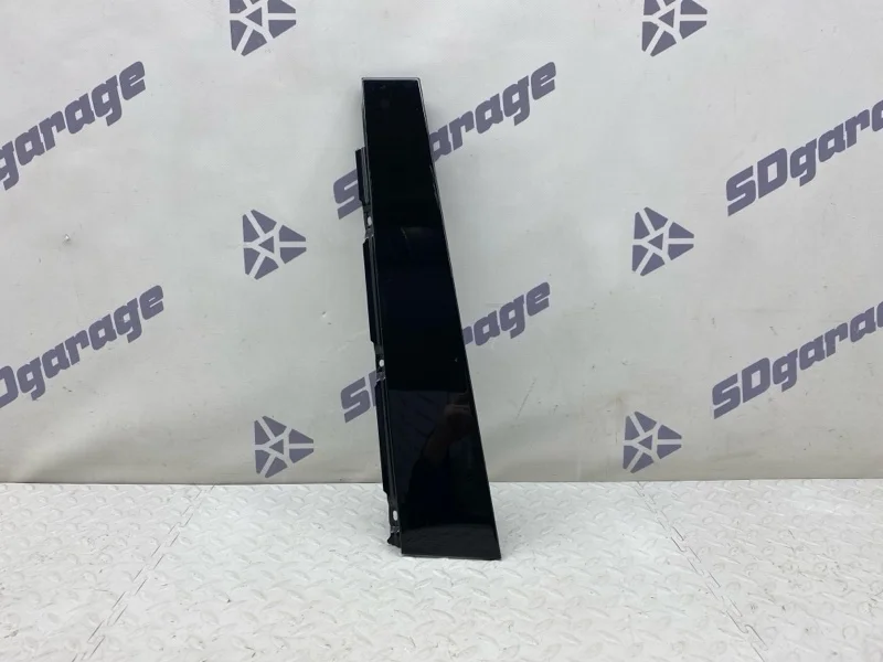 Накладка двери Volvo XC90 2019 31688694 2 B4204T26, задняя правая