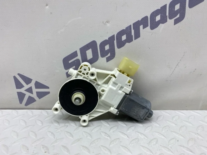 Моторчик стеклоподъемника BMW 4er 2019 67627046032 F36 РЕСТАЙЛИНГ B47D20A, передний правый