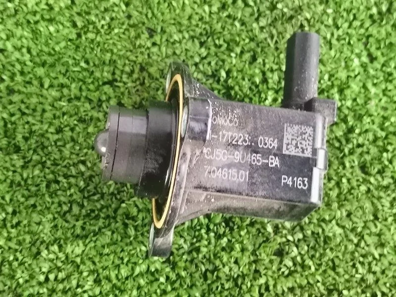 Клапан перепускной Ford Focus 3 2015