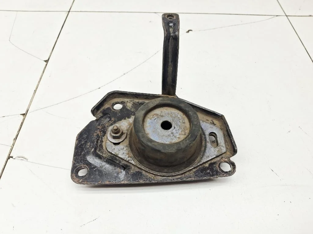 Опора кпп Citroen C4 B7