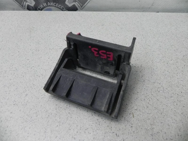 Кронштейн радиатора BMW X5 E53