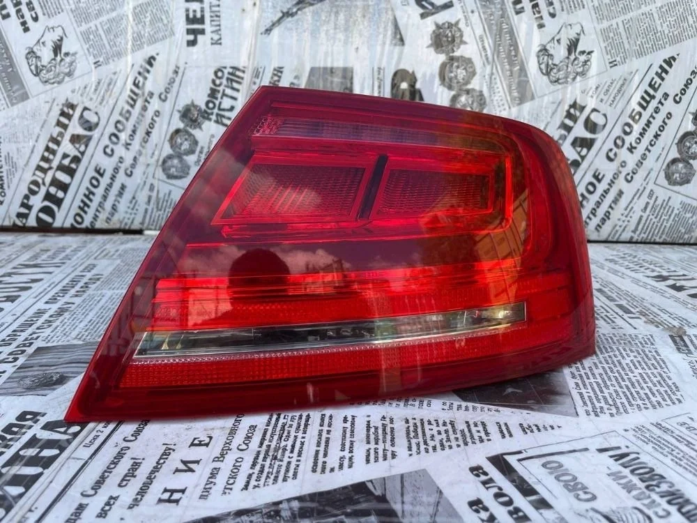 Фонарь задний правый Audi A8 D4 (2010—2014)