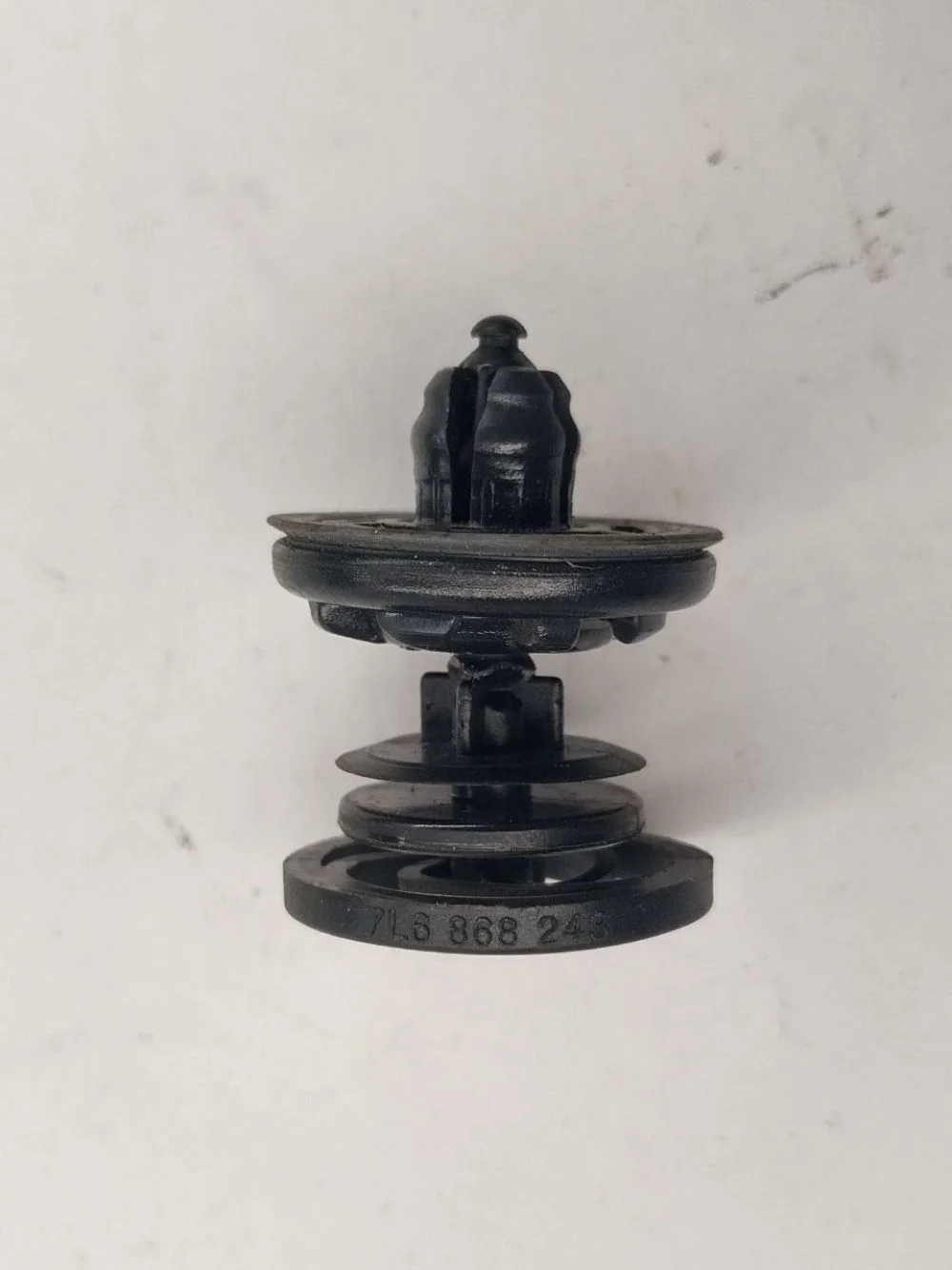 Крепеж Audi Q7 4L (2005—2009)